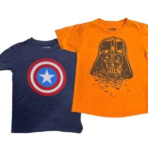 Lot Set of 2 Captain America XS & Darth Vader S T-Shirts Both in Very Good Shape